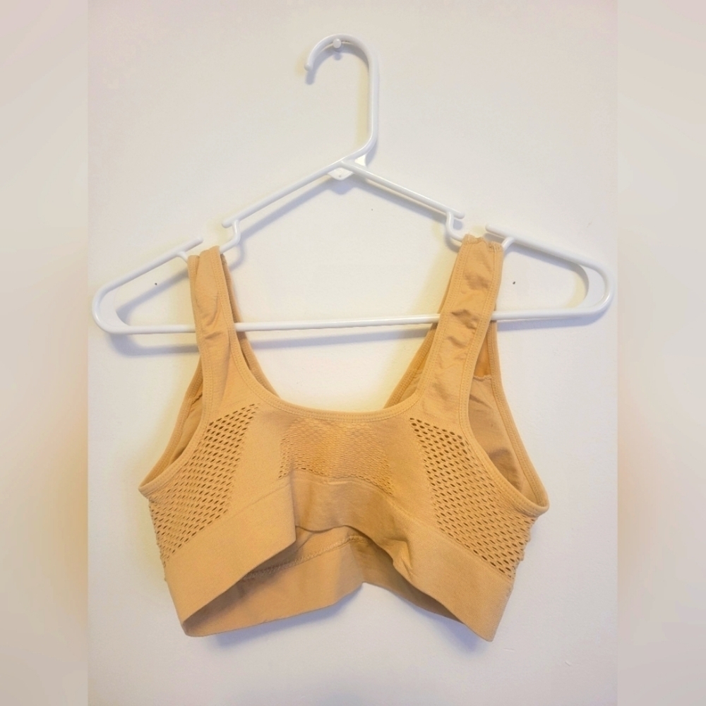 Sport Bras - Picture 6 of 6